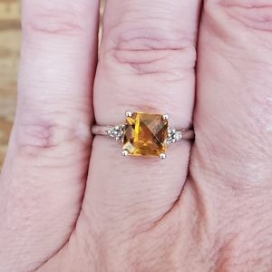 Citrine and diamond white gold ring
